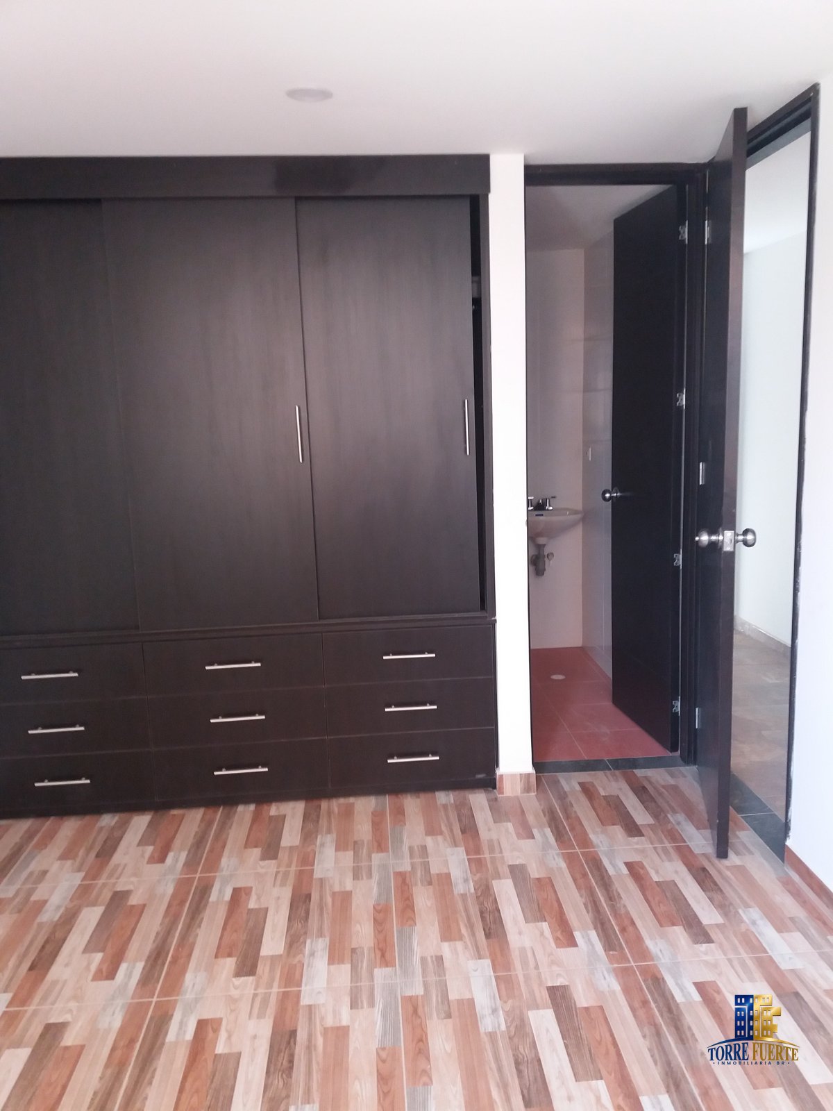 COD-146-10 Apartamento en Venta – La Florida (COD 146)
