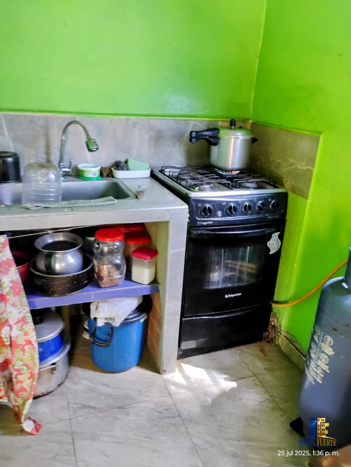 Casa Lote En venta Mesitas COD 1087