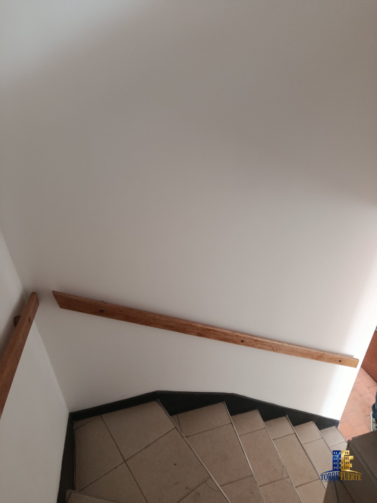 Casa Salinas Zarsamora COD – 1091