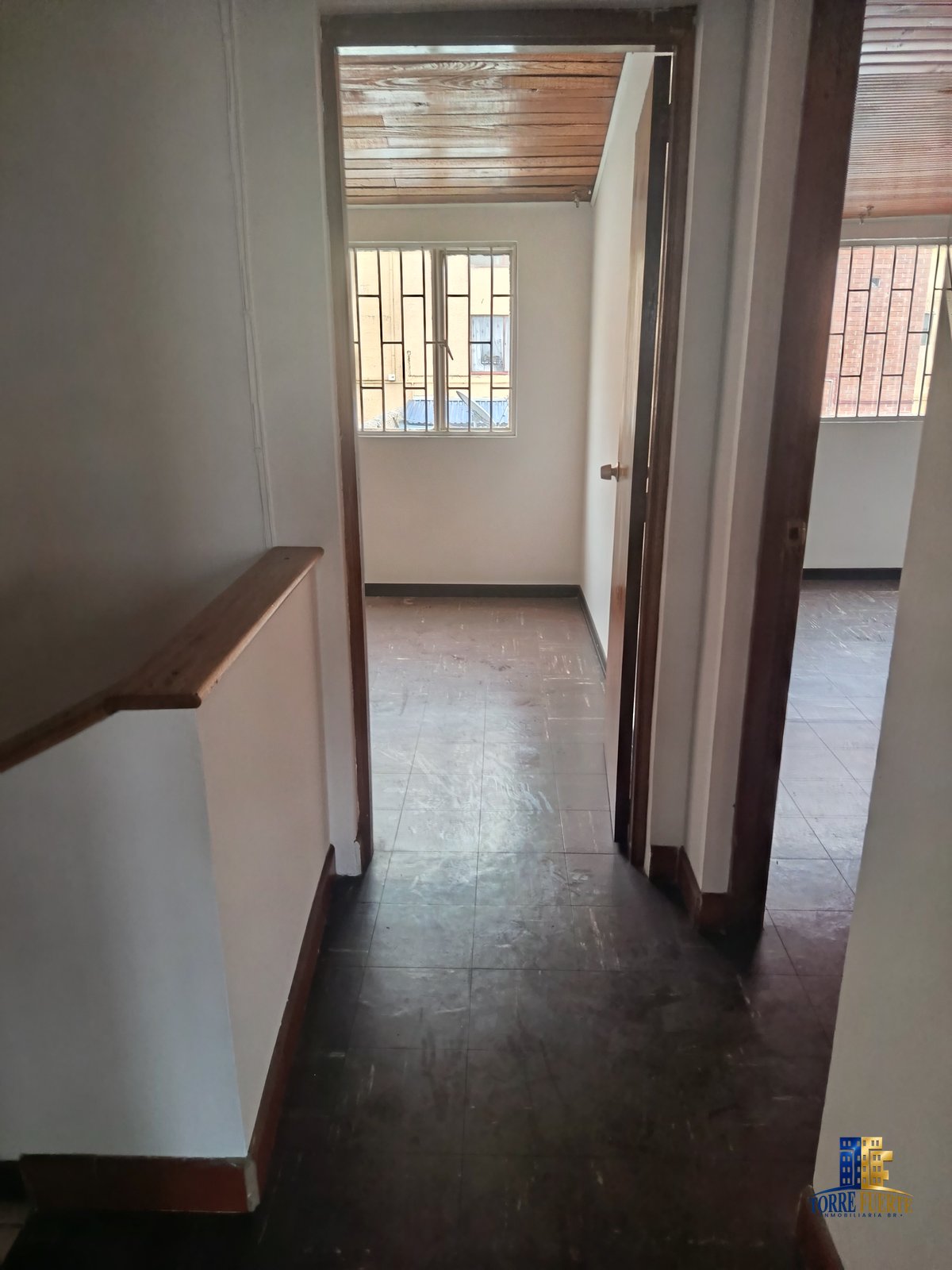 Casa Salinas Zarsamora COD – 1091