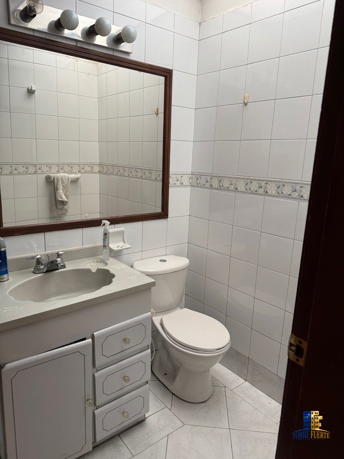 COD-1127-5 Apartamento En Venta Modelia COD-1127