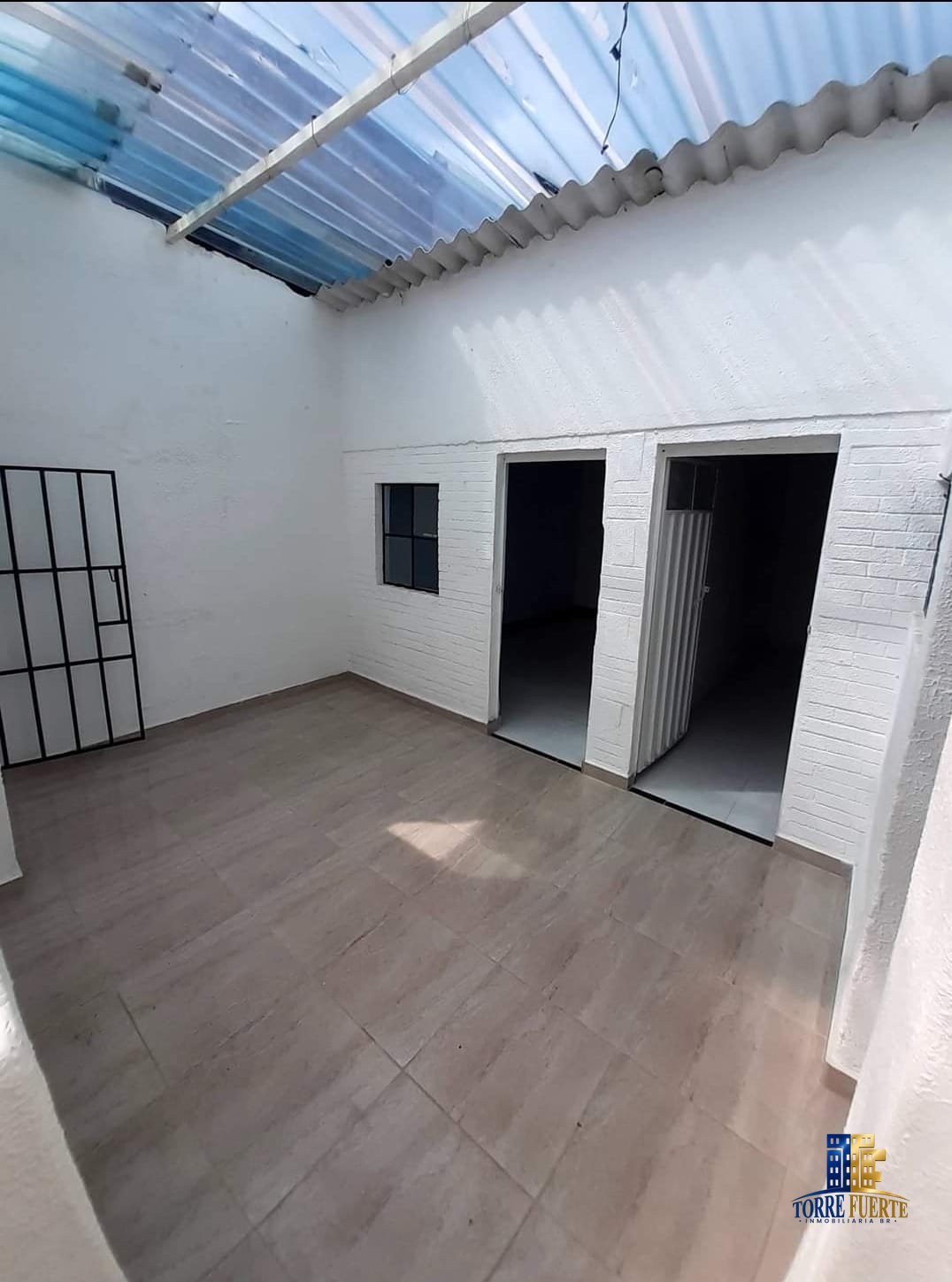 COD-599-15 Casa En Venta Fontibón