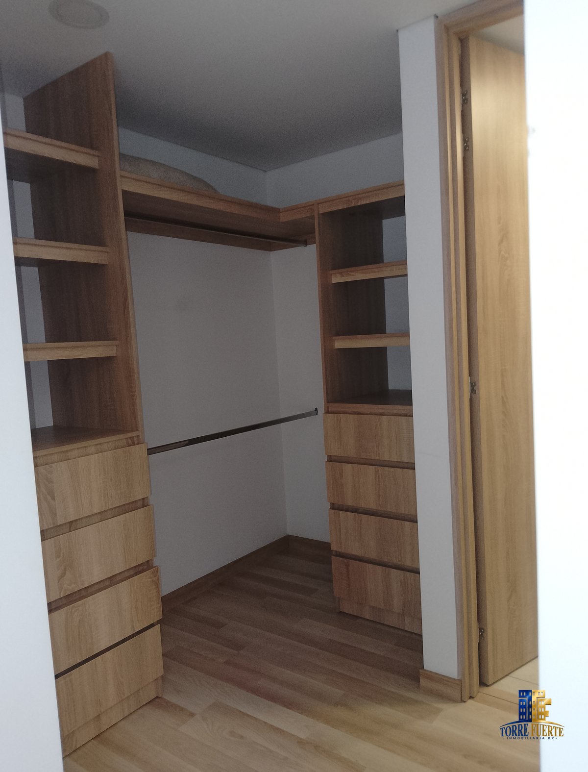Apartamento Quinta Paredes – COD 774