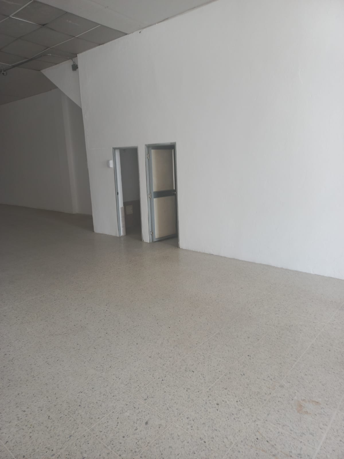 Bodega Comercial Tunja COD – 909